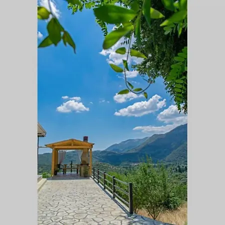 Ostria House Case de vacanță *