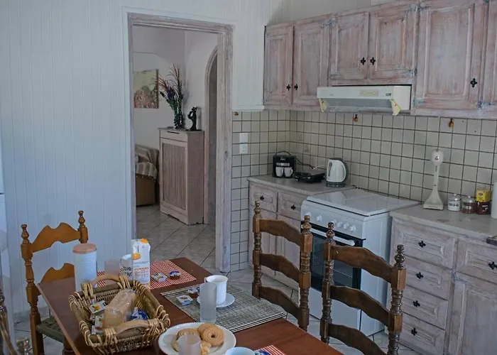 Ostria House Hébergement de vacances *